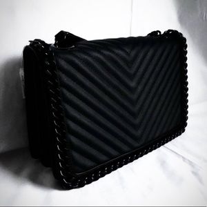 ALDO Greenwald Velvet Messenger